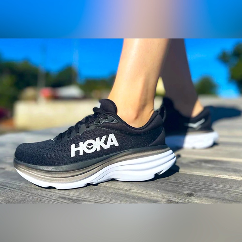HOKA ONE ONE Bondi 8 Sneakers